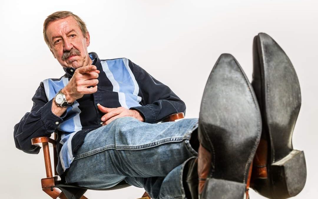 Coloquio «Música Country, música en directo y baile»